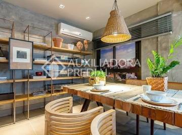 Apartamento · 83m² · 2 Quartos · 2 Vagas · Lindo apartamento de alto padrão localizado no coração do bairro Menino Deus