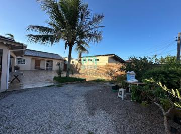 Casa · 90m² · 3 Quartos · 3 Vagas · Casa à Venda em Biguaçu: 3 Quartos, 90m², Praia João Rosa