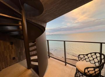 Apartamento · 98m² · 3 Quartos · 2 Vagas · Duplex pé na areia no Jardim Oceania – alto padrão