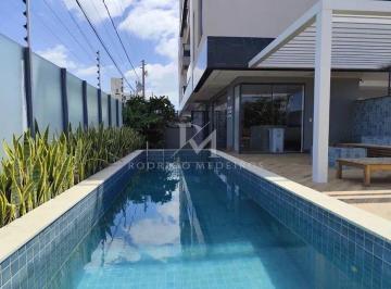 5950b923-a651-4a0b-89e3-fcaf830f2343-17746323041974.jpg · COBERTURA COM VISTA MAR + JACUZZI PRIVATIVA NO CAMPECHE – FLORIANÓPOLIS