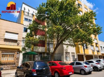 FACHADA · Studio Terreo na Cidade Baixa