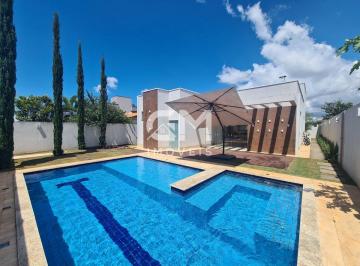 Casa de 3 quartos, Brasília · CASA /CONDOMINIO/ ALTO DA BOA VISTA / 3 QUARTOS 2 SUITES / PISCINA / ACEITA FINANCIAMENTO/ 3595 1212