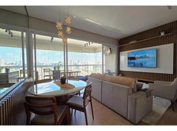 Apartamento de 3 quartos, São Paulo · Apartamento Construtora REM na Vila Romana | 16º Andar, 88 m², 3 Dorms (1 Suíte) e 3 Vagas Fixas