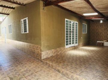 Casa Venda de 4 quartos · EXCELENTE COM 3QUARTOS MAIS UMA KIT