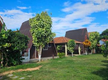 Casa de 8 quartos, Cabo Frio · Chalés Oportunidade Imobiliária em Cabo Frio – Praia do Peró!