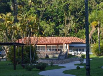 Casa · 1800m² · 15 Quartos · 100 Vagas · SI301 São Roque