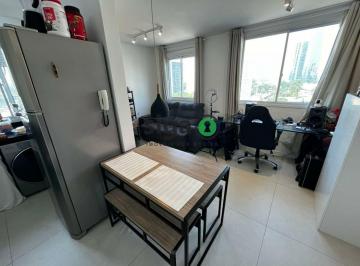 Apartamento · 34m² · 2 Quartos · Apartamento a venda na Chácara Santo Antônio por apenas 350 mil.