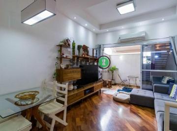 Casa · 140m² · 2 Quartos · 2 Vagas · Casa de condomínio à venda com 140m², 2 quartos e 2 vagas