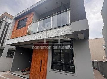 Casa · 3 Quartos · 2 Vagas · Sobrado de Alto Padrão nos Ingleses: Luxo e Conforto