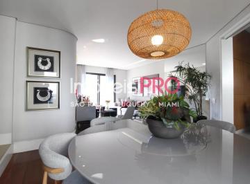 Apartamento · 140m² · 3 Quartos · 2 Vagas · Apartamento para venda com 140m² em Moema - São Paulo.