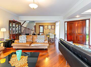 Casa · 462m² · 5 Quartos · 8 Vagas · Casa no Jardim Monte Azul com 5 quartos sendo 2 suítes, 8 vagas
