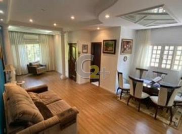 Casa · 200m² · 3 Quartos · 4 Vagas · Casa padrão à venda na Vila Madaelna, 3 quartos sendo 1 suíte e 4 vagas.