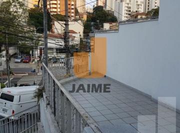 Comercial · 200m² · 1 Vaga · Sobrado comercial disponível para locação | Versátil e pronto para uso