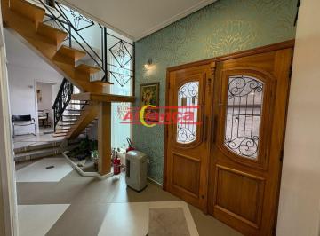 Casa · 193m² · 3 Quartos · 2 Vagas · Casa na Vila Moreira , Excelente Localização!