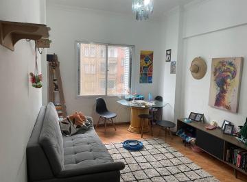 Apartamento · 74m² · 3 Quartos · Apartamento 3 quartos no Centro Histórico Poa.
