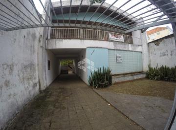 Casa · 180m² · 4 Quartos · Ampla residência de 4 quartos,ótima para fins comerciais