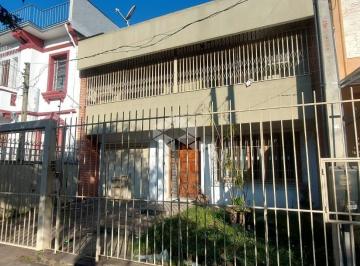 Casa · 260m² · 3 Quartos · 2 Vagas · Casa de 3 dormitórios sendo 1 suite com 2 vagas de garagem coberta