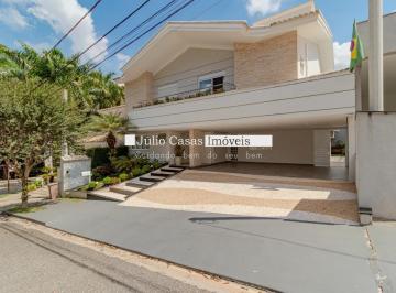 Casa · 870m² · 5 Quartos · 7 Vagas · Casa de alto Padrão em Condomínio Exclusivo e Localização Nobre.