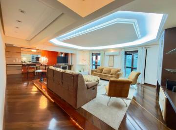 Apartamento · 203m² · 3 Quartos · 3 Vagas · Imperdível Apartamento Semimobiliado de 3 Quartos e 3 Vagas de Garagem na Sagrad