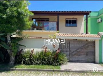 d9b18d33961ddb1b29edd833b0555c48c9de6f95 · Casa em Condomínio Fechado com Loft Independente | Piscina | 3 Vagas