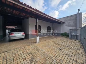 Casa · 154m² · 3 Quartos · 4 Vagas · Casa à venda com 3 quartos no Centro de Caraguatatuba.