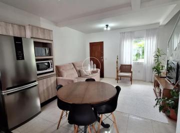Casa · 61m² · 2 Quartos · 2 Vagas · Casa Geminada 2 Quartos 61m² - Forquilhas