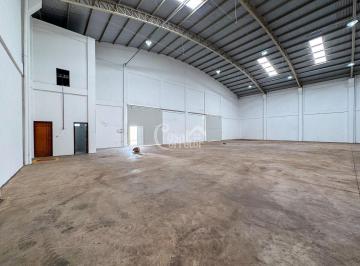 Comercial · 700m² · Galpão com 700m² + Área de Pátio Próximo à BR 010 atrás da Honda Moto Center