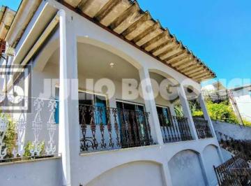 Casa · 340m² · 6 Quartos · 1 Vaga · Casa de rua :  / Residencial / Cocotá