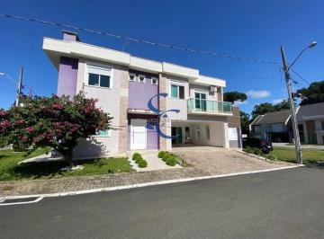 Casa · 213m² · 3 Quartos · 4 Vagas · Casa em condomínio no Umbará