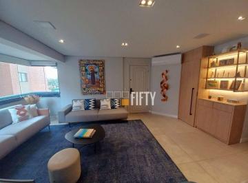 3f9f80e06cebb3d99b38071331c8860db9b9b01b · Apartamento reformado à venda no Brooklin com 132m², 3 suítes, porteira fechada e lazer completo