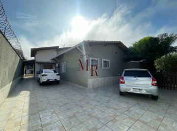 yuy6nzg2owm2otfmywuzmzq1_md · Casa a venda com três suítes no Balneário Flórida