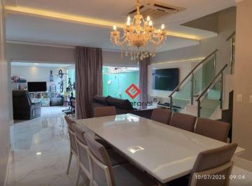 766a04b964e186da47178db92975408aa2af5d38 · Casa com 3 suítes à venda, 117 m² por R$ 1.050.000