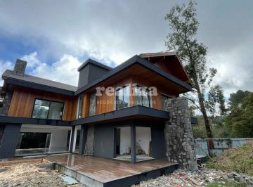 Casa · 384m² · 2 Vagas · CASA COM 4 QUARTOS EM CONDOMINIO