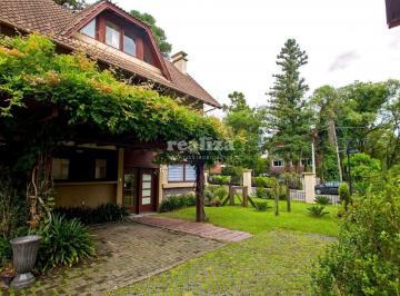 Casa · 210m² · 1 Vaga · CASA COM 4 QUARTOS EM GRAMADO