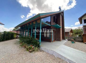 Casa · 94m² · 2 Vagas · CASA COM DOIS QUARTOS EM CANELA