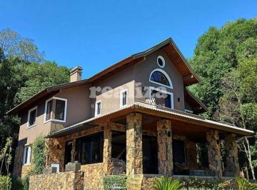 Casa · 282m² · 2 Vagas · MARAVILHOSA CASA NO CONDOMÍNIO SAINT MORITZ