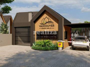 Casa · 140m² · 1 Vaga · CASA COM 3 DORMITÓRIOS EM CANELA
