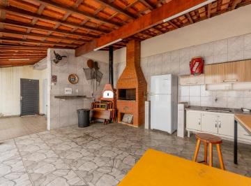 6ec5c51c-b5e2-404e-8259-5662e21b2f2b · Deslumbrante cobertura para venda em Vila Gumercindo com 3 quartos, sendo 1 suíte, 185m²