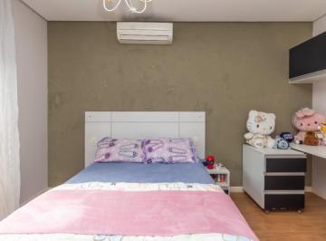 IMG_20260618_014139_000.jpeg · Excelente sobrado para venda em Chácara Inglesa com 3 quartos, sendo 3 suítes, 180m² - fabianamantov