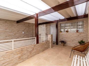 Casa · 210m² · 2 Quartos · 1 Vaga · Sobrado com 2 quartos à venda em Vila gumercindo - SP