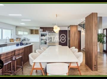 Casa · 453m² · 4 Quartos · 5 Vagas · Casa à venda - em Uberaba