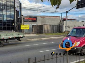 Foto 01 · Aluguel de Barracão Comercial de 200m² no Bairro Hauer em Curitiba-PR: sua oportunidade de negócio!