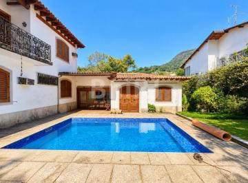 419669hia.jpg · Excepcional casa duplex com 1.000m2 de terreno e 550m2 de área construída, piscina, churrasqueira e