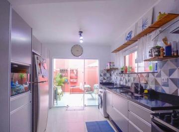Casa de 3 quartos, São Paulo · Sobrado impecável 3 quartos suíte. 2 vagas quintal Bairro Jardim Patente Novo