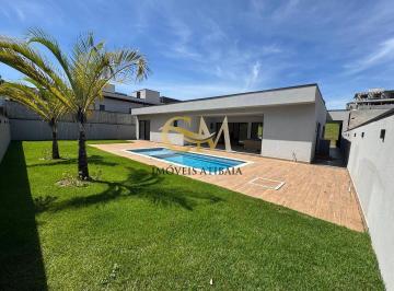 Casa · 600m² · 3 Quartos · 4 Vagas · Casa térrea de alto padrão em Condomínio