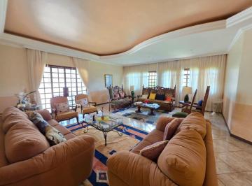 Casa de 5 quartos, Brasília · 4 QUARTOS, LOTE 3.750M², HABITE-SE, PARK WAY
