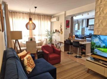 Apartamento en Venda de 2 quartos Menino Deus · Apartamento 2 dormitórios mobiliado suíte lavabo churrasqueira 2 garagens infra completa