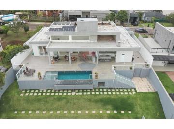 Casa · 328m² · 4 Quartos · 2 Vagas · Casa térrea 4 quartos piscina no Jardim Botânico aceita financiamento