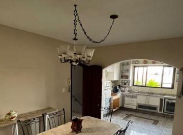 Casa · 250m² · 3 Quartos · 5 Vagas · Sobrado à venda, 3 quartos, 1 suíte, 5 vagas, Parque das Nações - Santo André/SP