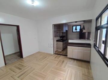 Casa · 293m² · 4 Quartos · 4 Vagas · Espaçosa casa assobradada à venda no Parque Oratório com 4 dormitórios, 4 vagas e amplo quintal